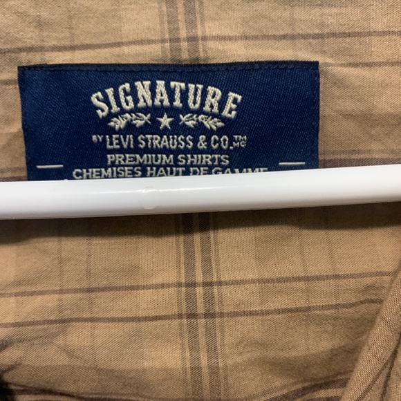 Plaid Levi button up shirt - Picture 2 of 3